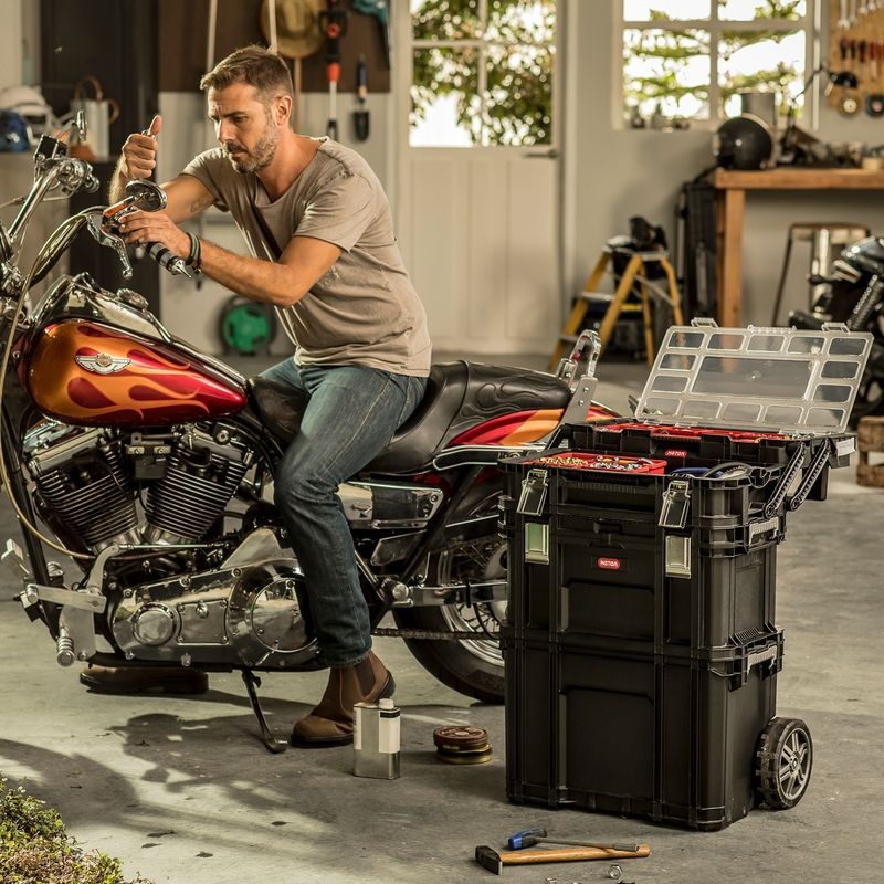 GARAGE