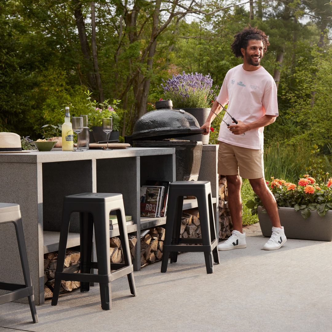 Set of 6: Lucca Bar Stools