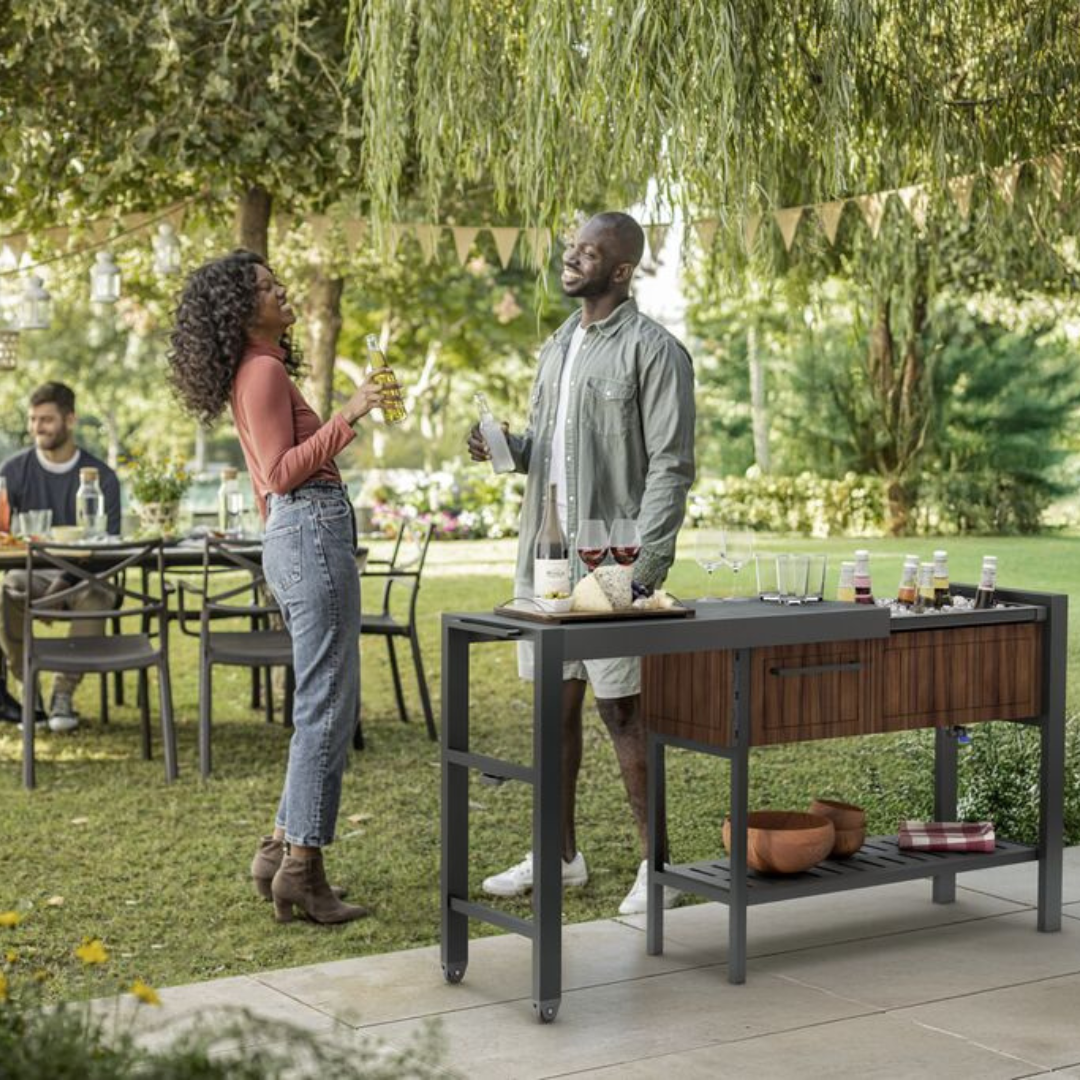 Extendable Hosting Station | PREORDER NOVEMBER